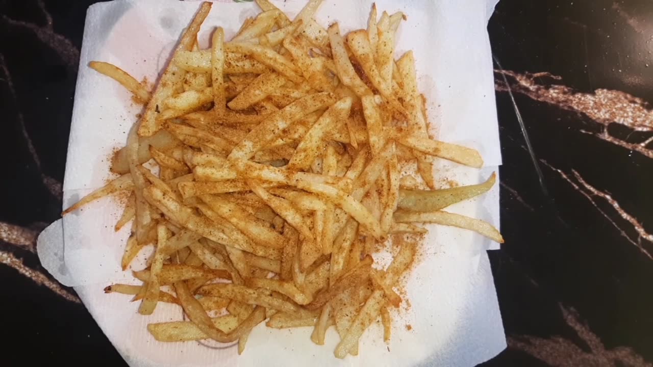 Homemade crispy potato fries