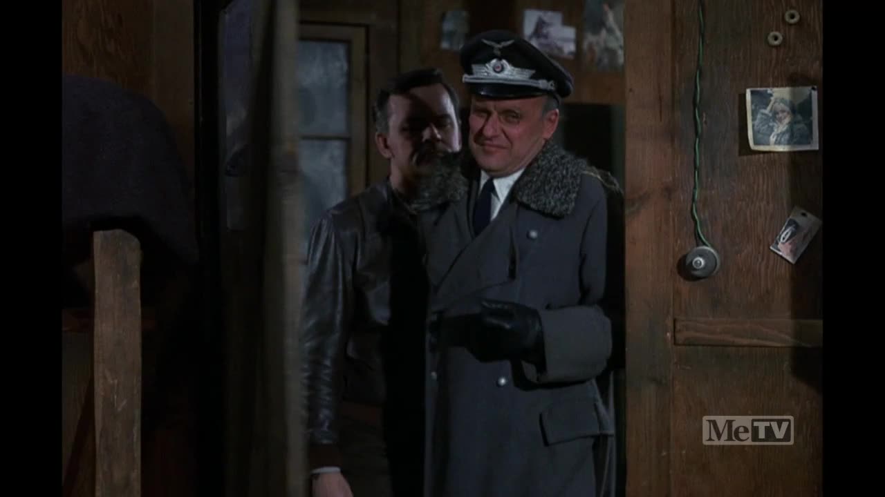 Hogan's Heroes S05E21 - Standing Room Only