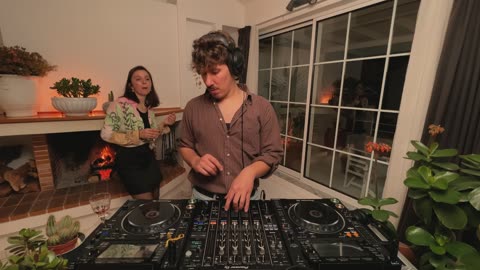 Cozy Living Room House Mix - Amii Watson B2B Jimmi Harvey