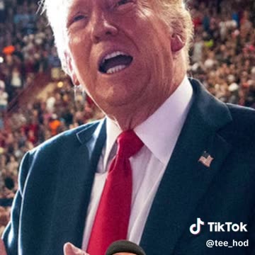 Joe Rogan Supports Donald Trump On Election Eve!