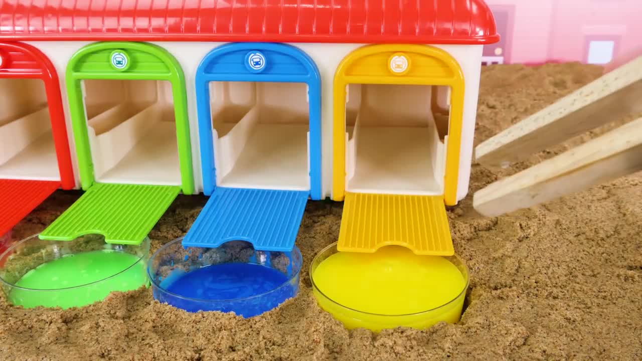 ¡Enseñe a los niños palabras en español e inglés con Painting Pororo Toy Car Fun!