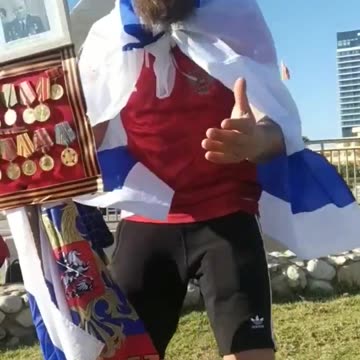 A man says "Israel is cooperating with Germany"