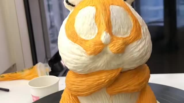 I haven't worked with cream for a long time. so i make a little tiger cake for you guys