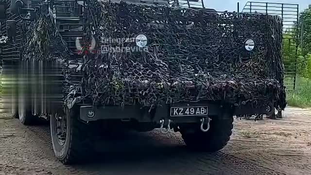 Britské obrněné vozy Mastiff jsou již na frontě