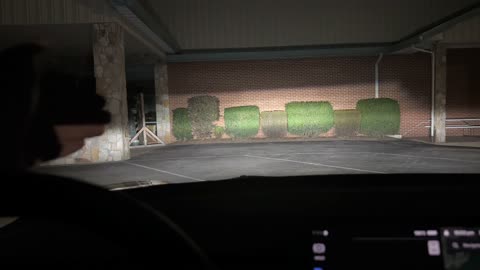 Tesla Matrix Headlights vs Regular Headlights