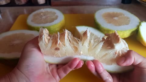 How to peel Pomelo fruit