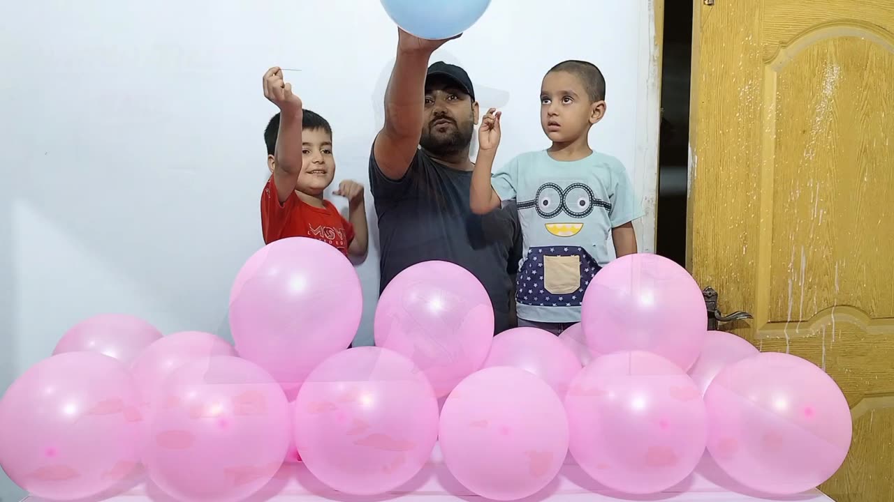 Balloons Popping Game With Kids || Guess How Many Balloons