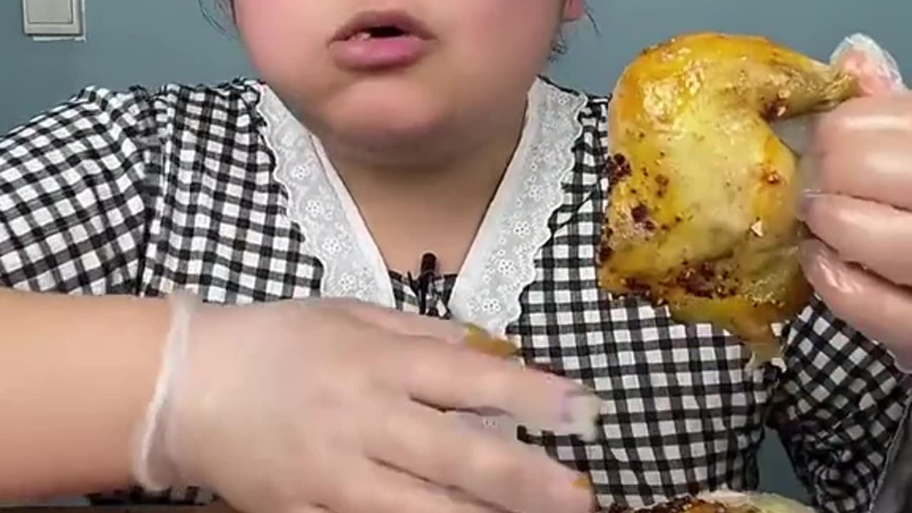 Eating eggs and chicken ASMR