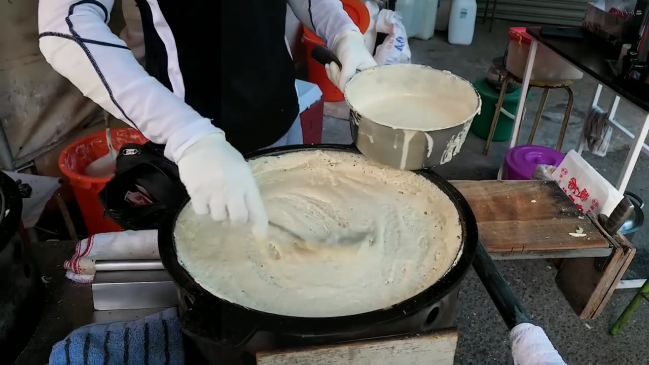 taiwan street food traditional taiwanese crepes