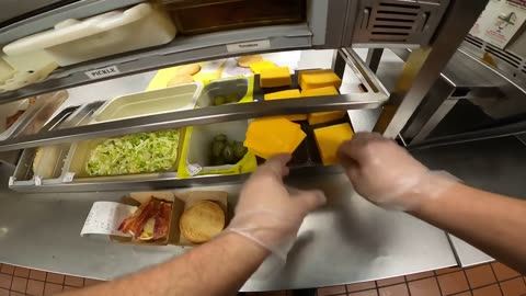 Mcdonalds pov: lunch l solo food Assembly