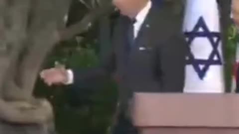 bidenhandshake