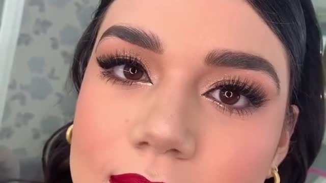 TikTokMaquillaje hecho por una de nuestras alumnas