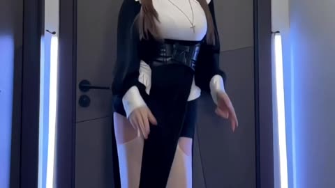 Nun Cosplay