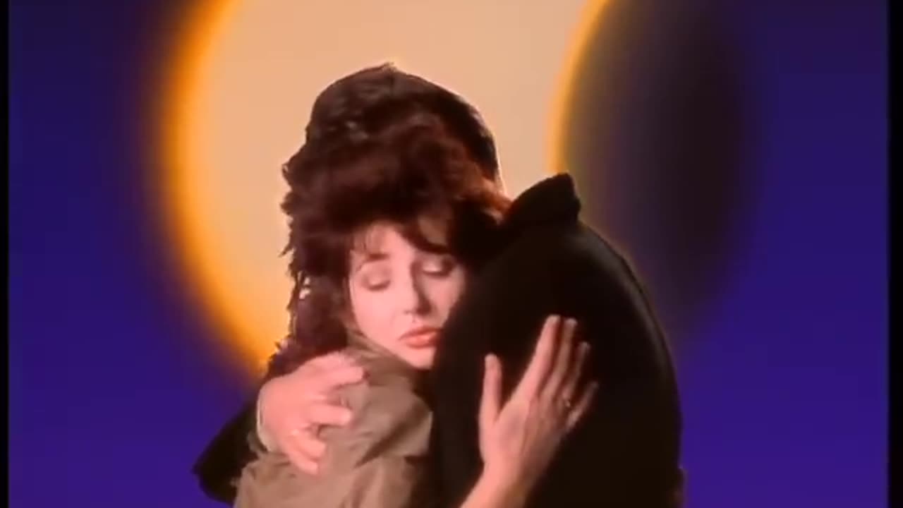 Peter Gabriel - Don't Give Up (ft. Kate Bush)