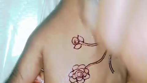 Flower mehndi desig