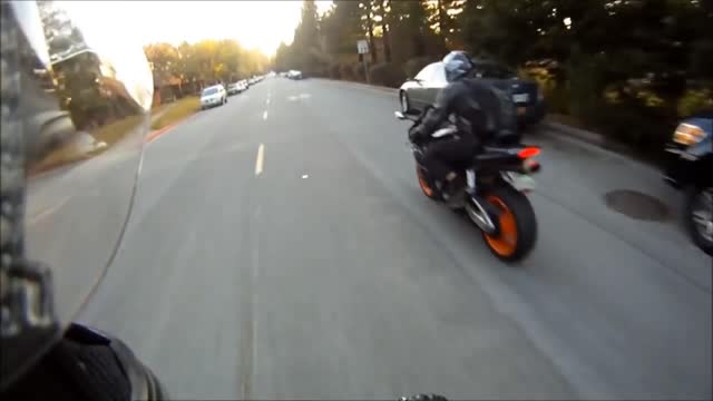 INSANE Electric Bike - Beats Cbr 1000!! Electric Bike Racing Gas Bikes