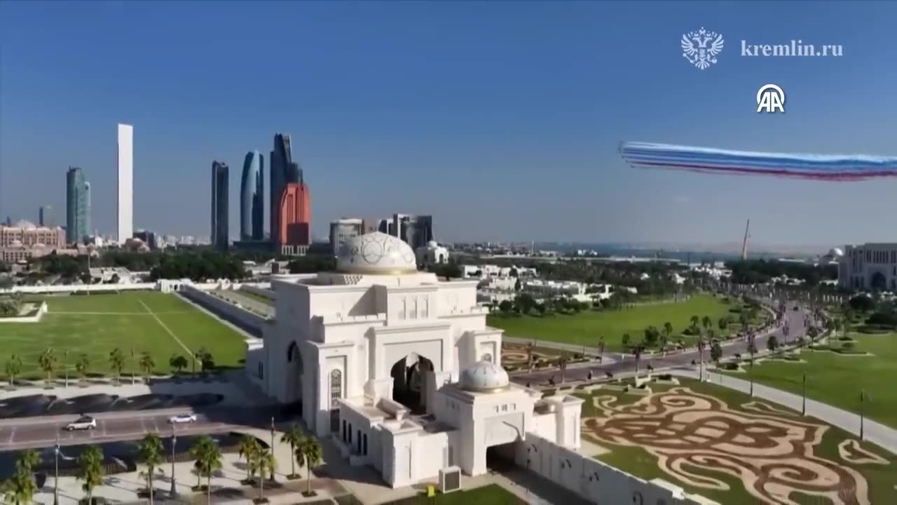 Russian President Putin meets with UAE President Mohamed bin Zayed Al Nahyan