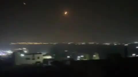 🚨BREAKING: HUGE IRANIAN MISSILE ATTACK HAS SUCCESSFULLY HIT ISRAEL