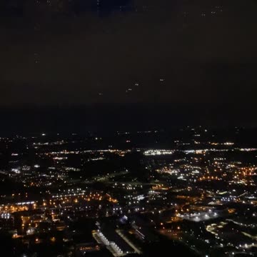 Airplane landing timelapse