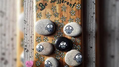 creative way to paint a beach rocks and pebbles