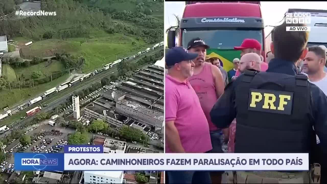 Flávio Bolsonaro se pronuncia sobre resultado das eleições