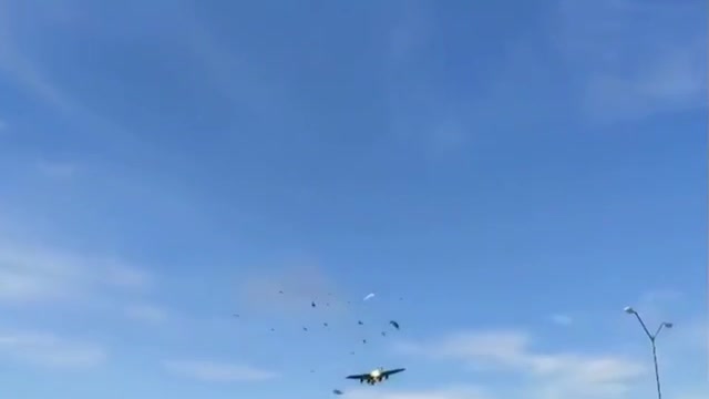 BREAKING: Collision of B-17 and Smaller Plane At Dallas Airshow