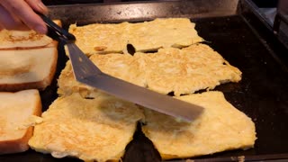 crispy cheese bacon toast / 바삭한 치즈 베이컨 토스트 / korean street food