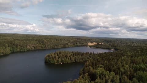 Maan ja taivaan välissä