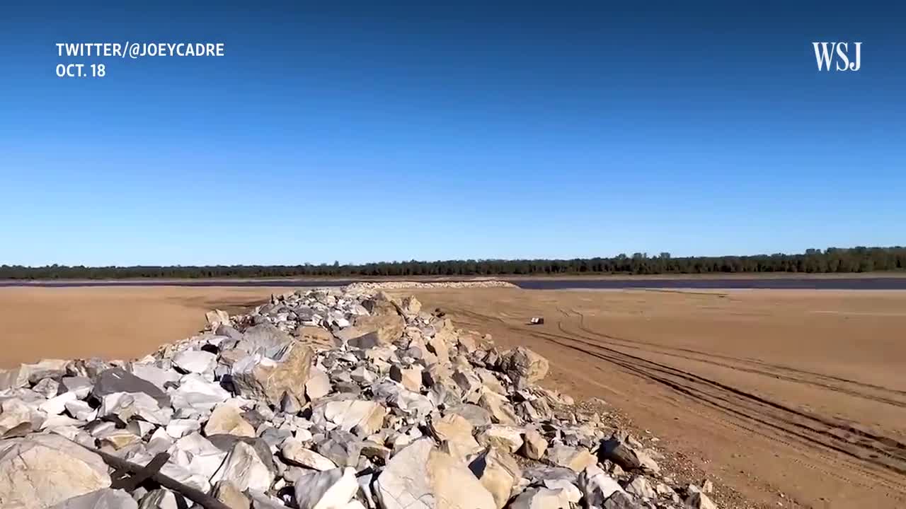 The Mississippi River Is Drying Up, Disrupting a Vital Supply Lane | WSJ