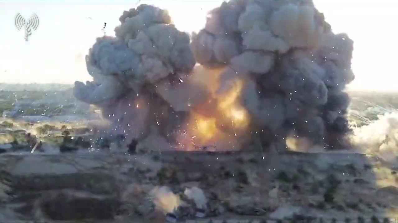 IDF releases footage showing the demolition of an Islamic Jihad compound in northern