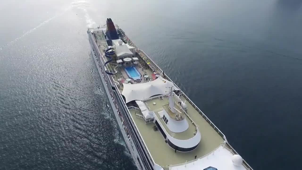 4K Cruise Harbour in Hong Kong Free HD Videos