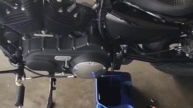 2022 Harley first oil change