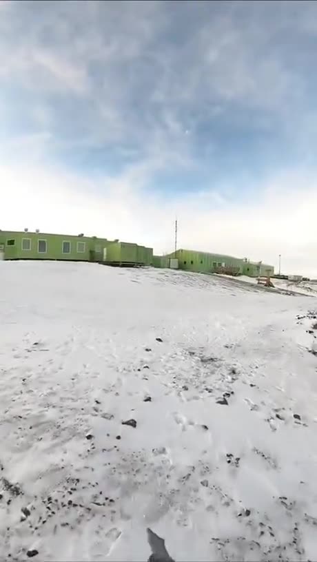 A Man Freezes a Sock and Then Does This with it!! #coldweather #snowlife #thinkingoutofthebox