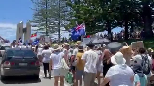 Thousands protest covid-tyranny in Queensland, Australia.