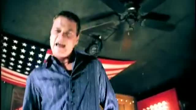 3 Doors Down(01) - 01 Kryptonite [The Better Life (2000)] (Music Video)