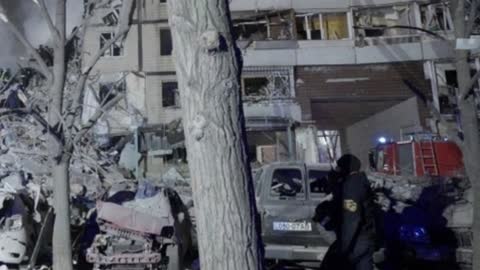 Kiev concedes loss of key town