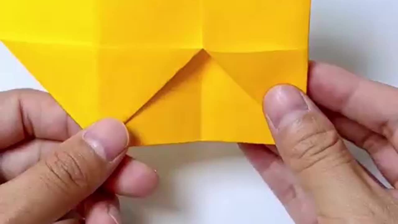 The easiest way to make an origami crown