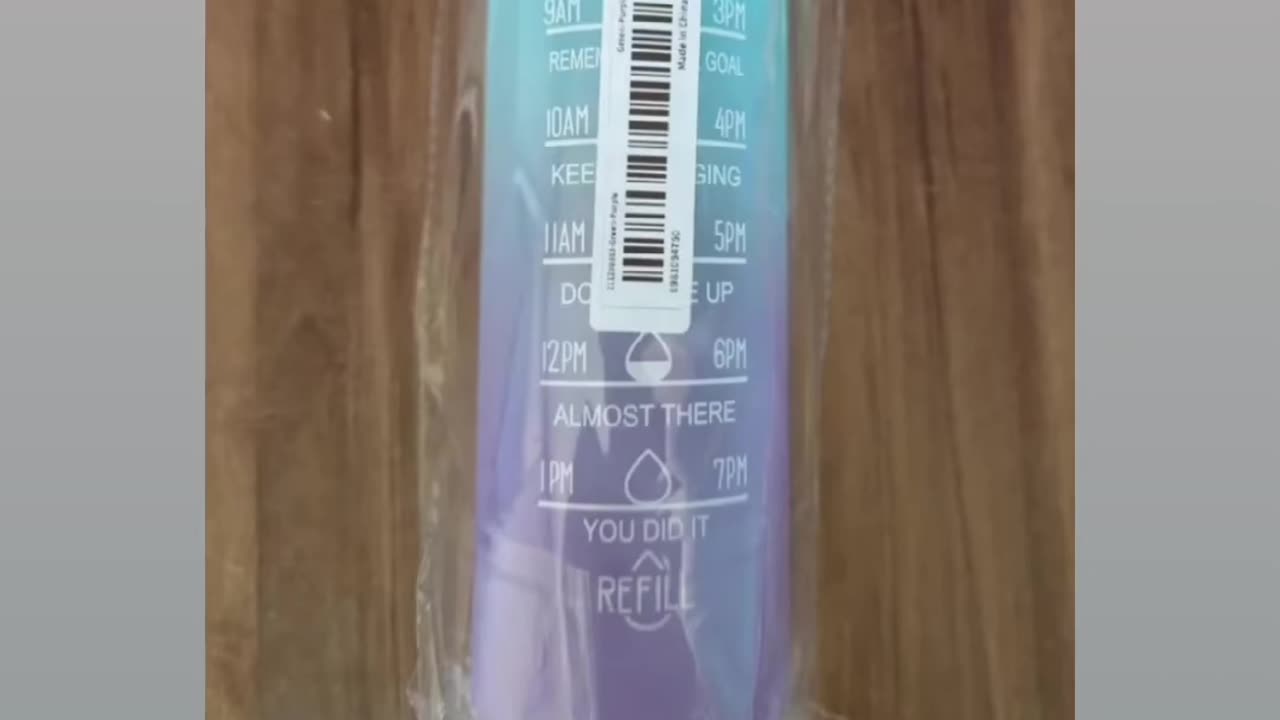 Gradient Water Bottle 900ml in 2.99 only