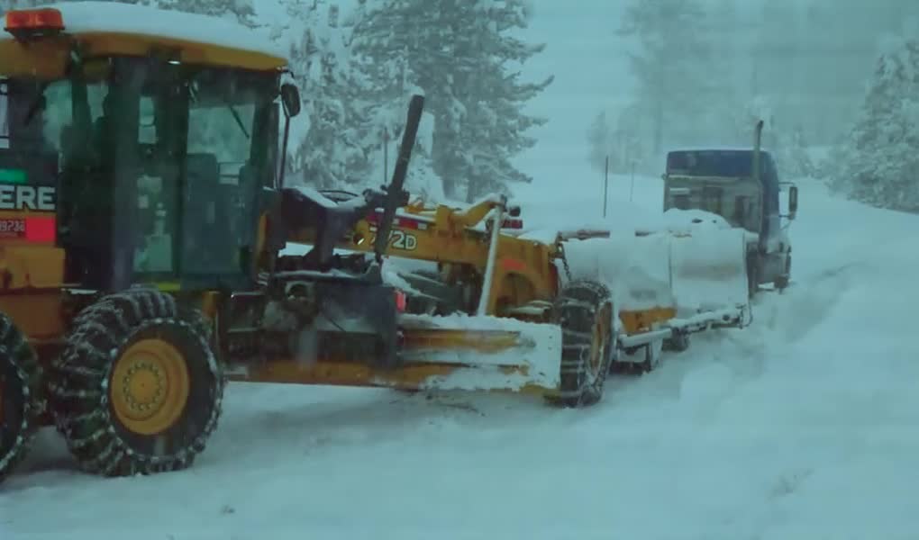 New York City authorities are preparing people for a snow apocalypse!