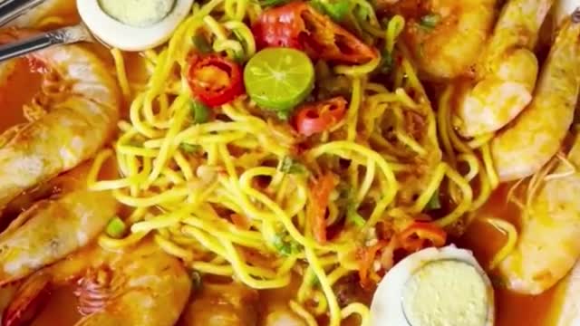 The Biggest Prawn Mee In Malaysia.You Will Definitely Satisfied!