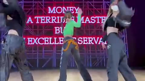 LISA - 'MONEY' DANCE CHALLENGE