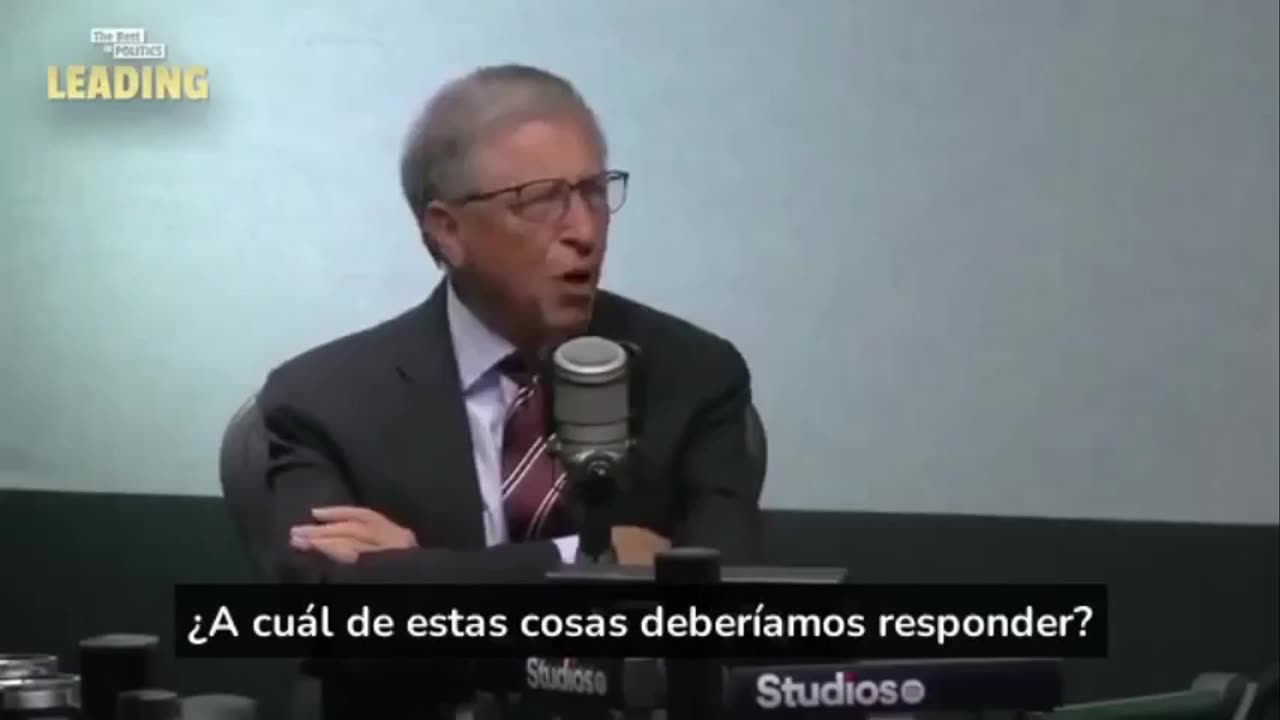 Bill Gates rastrea a teóricos de la conspiración