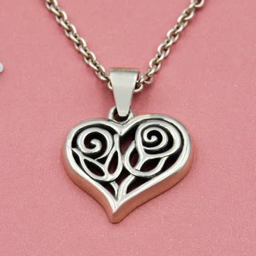 Enchanting Double Roses in Heart Silver Pendant: Embrace Eternal Love