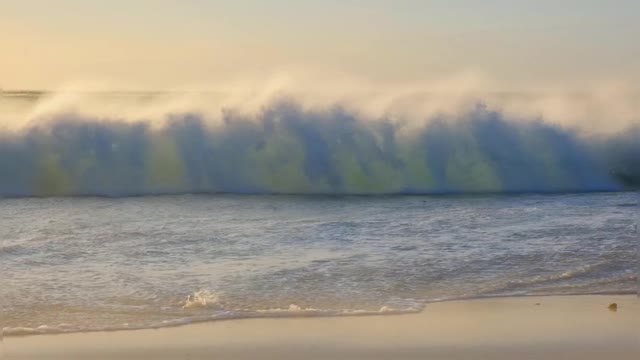 Strong Waves Crashing The Shore In A Stormy Weather Magnificent Nature (1)