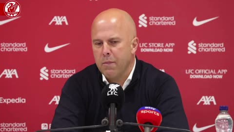 Arne Slot explains why he subbed off Trent Alexander-Arnold