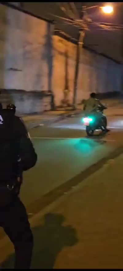 #Ecuador, if you get caught out after curfew, the police will make you strip & send you home.