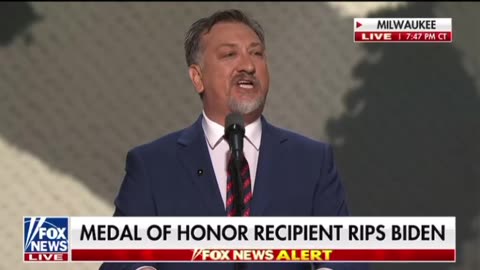 Medal of Honor recipient David Bellavia speaks at RNC