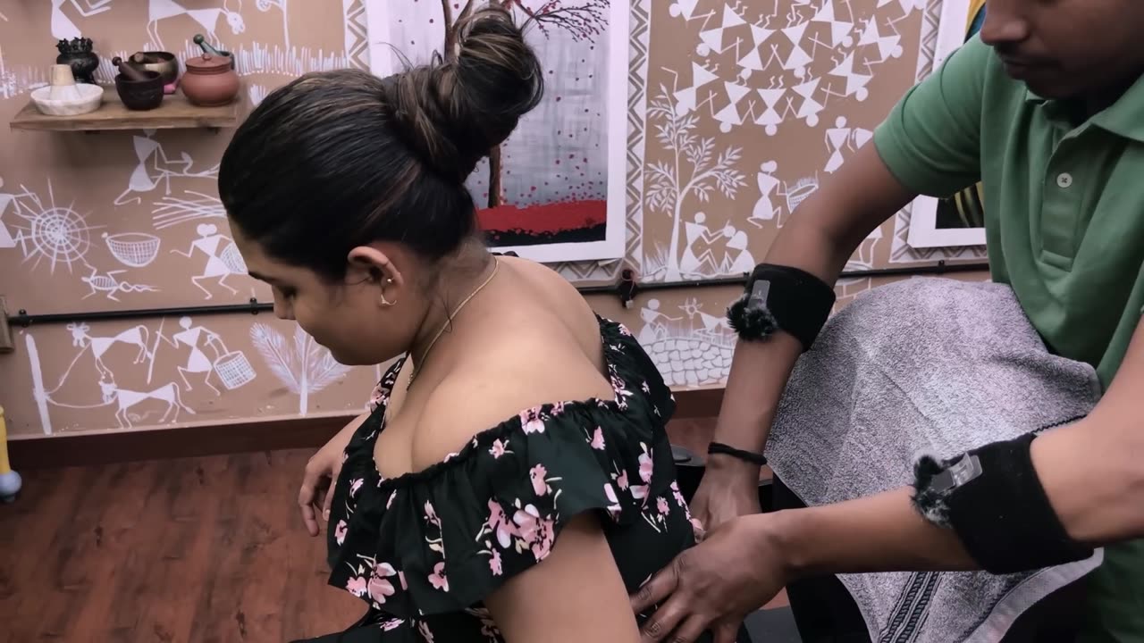 Intense Neck Cracking Head and Shoulder Massage _ Indian Massage (1080p)