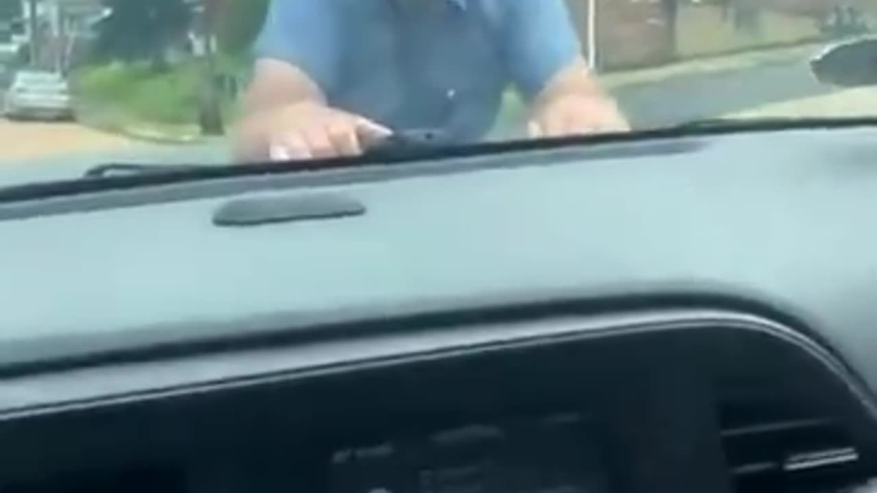 LOL MAGA.mp4