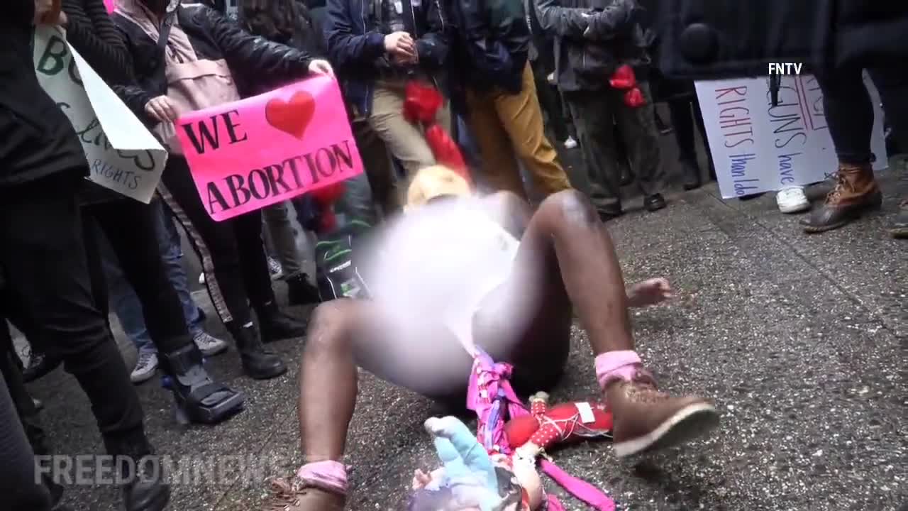 New York: Catholics pray rosary while abortion activists abuse replica babies